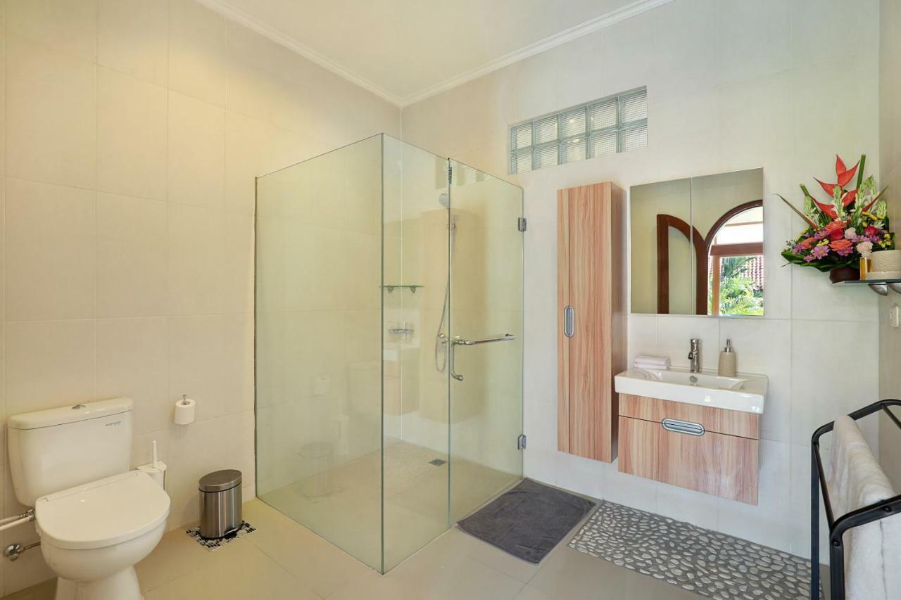 Villa Nova Legian Exteriér fotografie